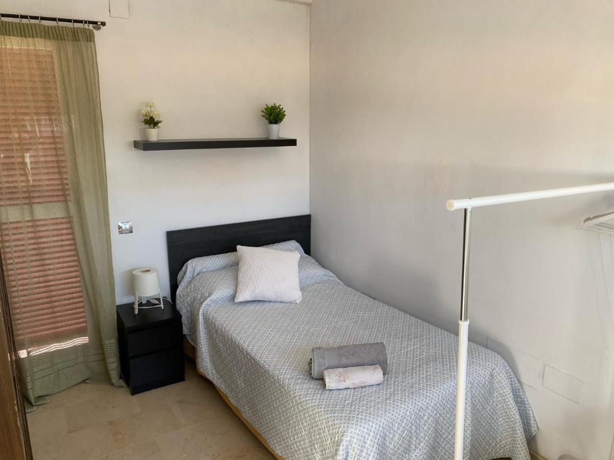 Castilleja , Casa-Apartamento Cerca Centro Sevilla Wifi Familias Trabajo Garaje Касетлья да ла Квеста Экстерьер фото