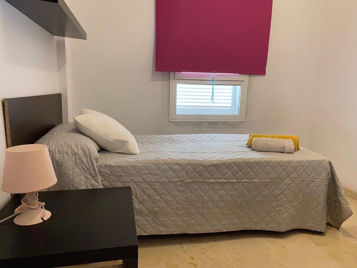 Castilleja , Casa-Apartamento Cerca Centro Sevilla Wifi Familias Trabajo Garaje Касетлья да ла Квеста Экстерьер фото